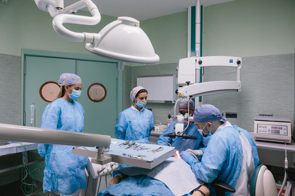 Causas rechazo implante dental