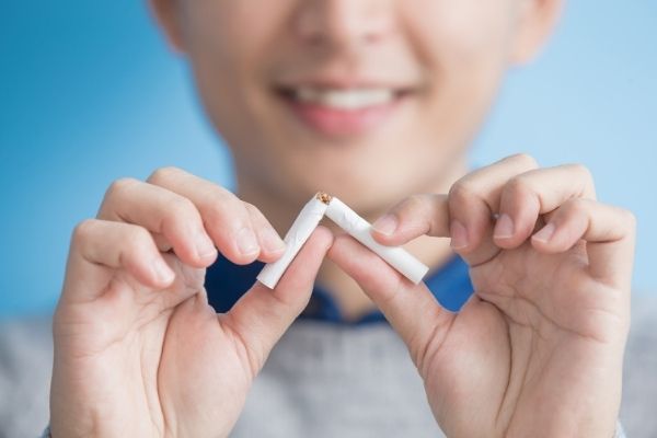 Causas encías negras u oscuras